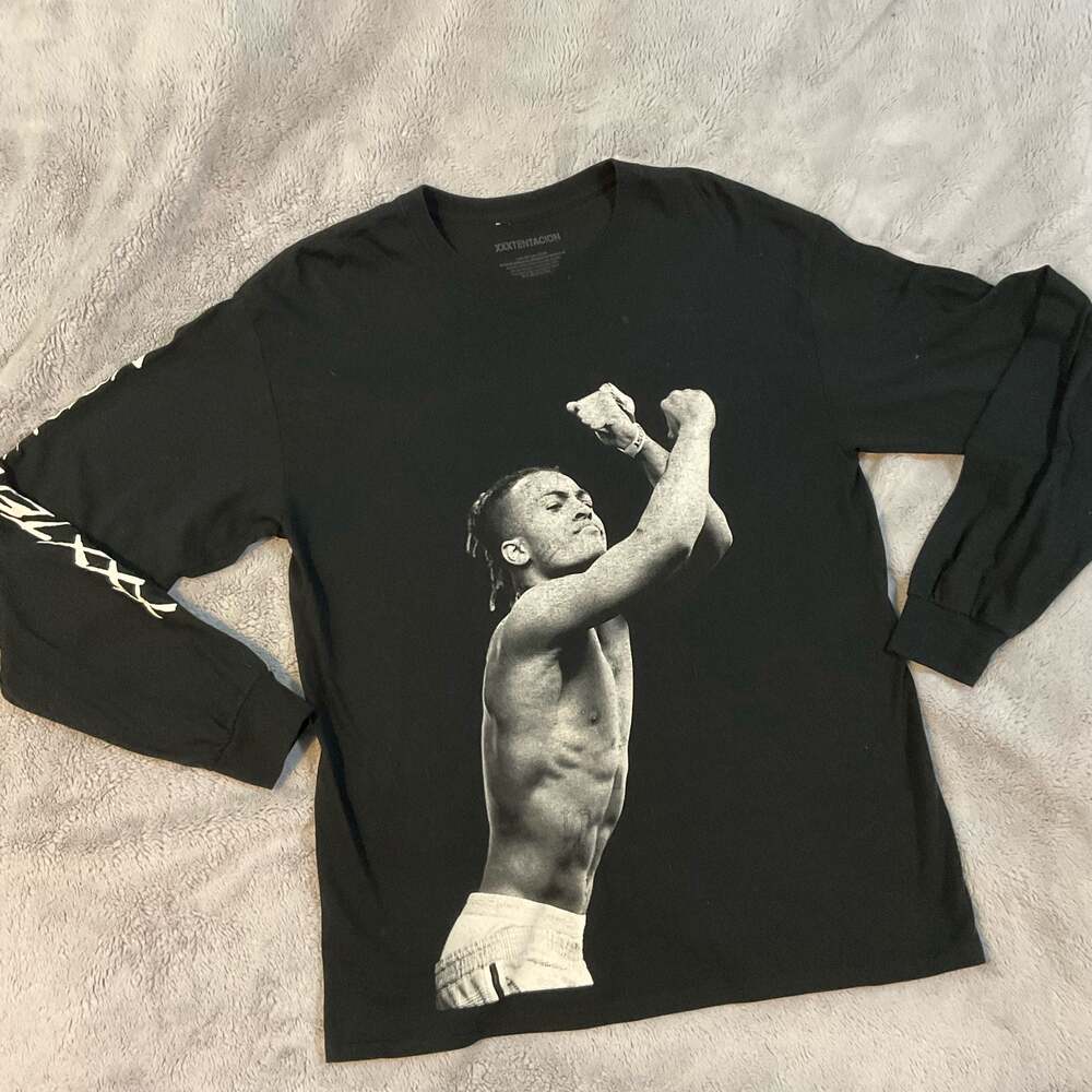 XXXTentacion Memorial Graphic Long Sleeve T-Shirt